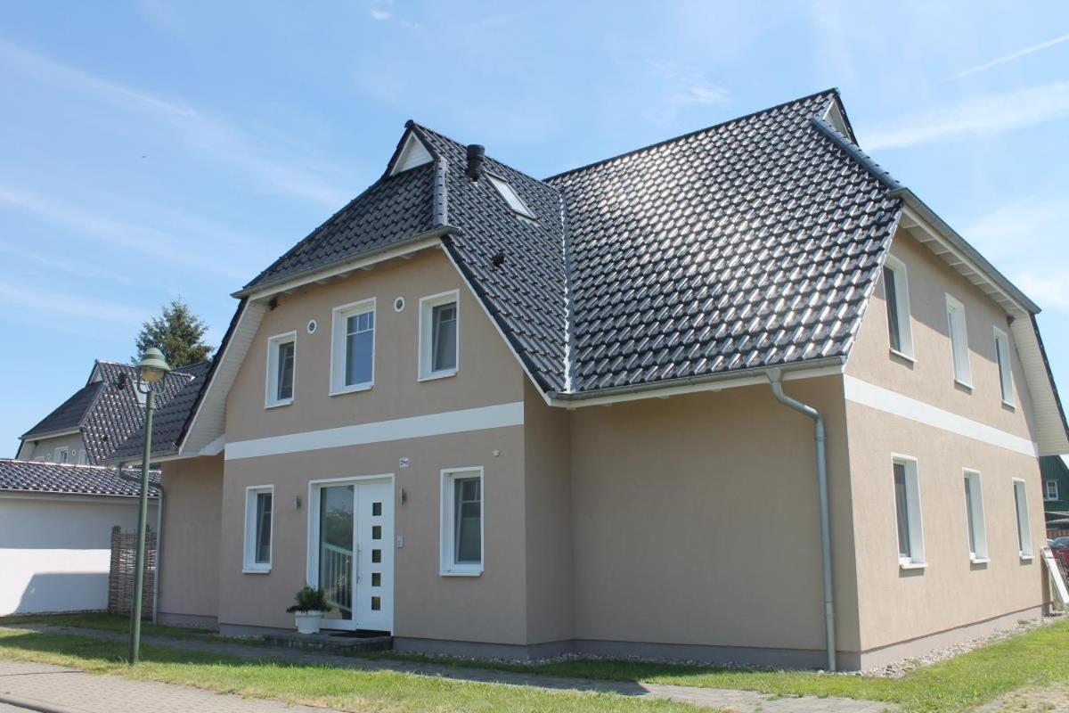 Ferienwohnung Blue In Born Esterno foto