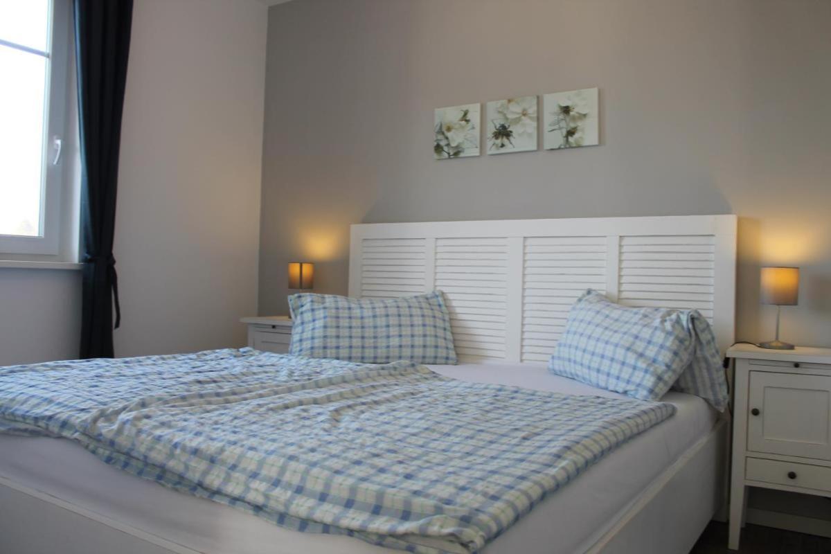 Ferienwohnung Blue In Born Esterno foto