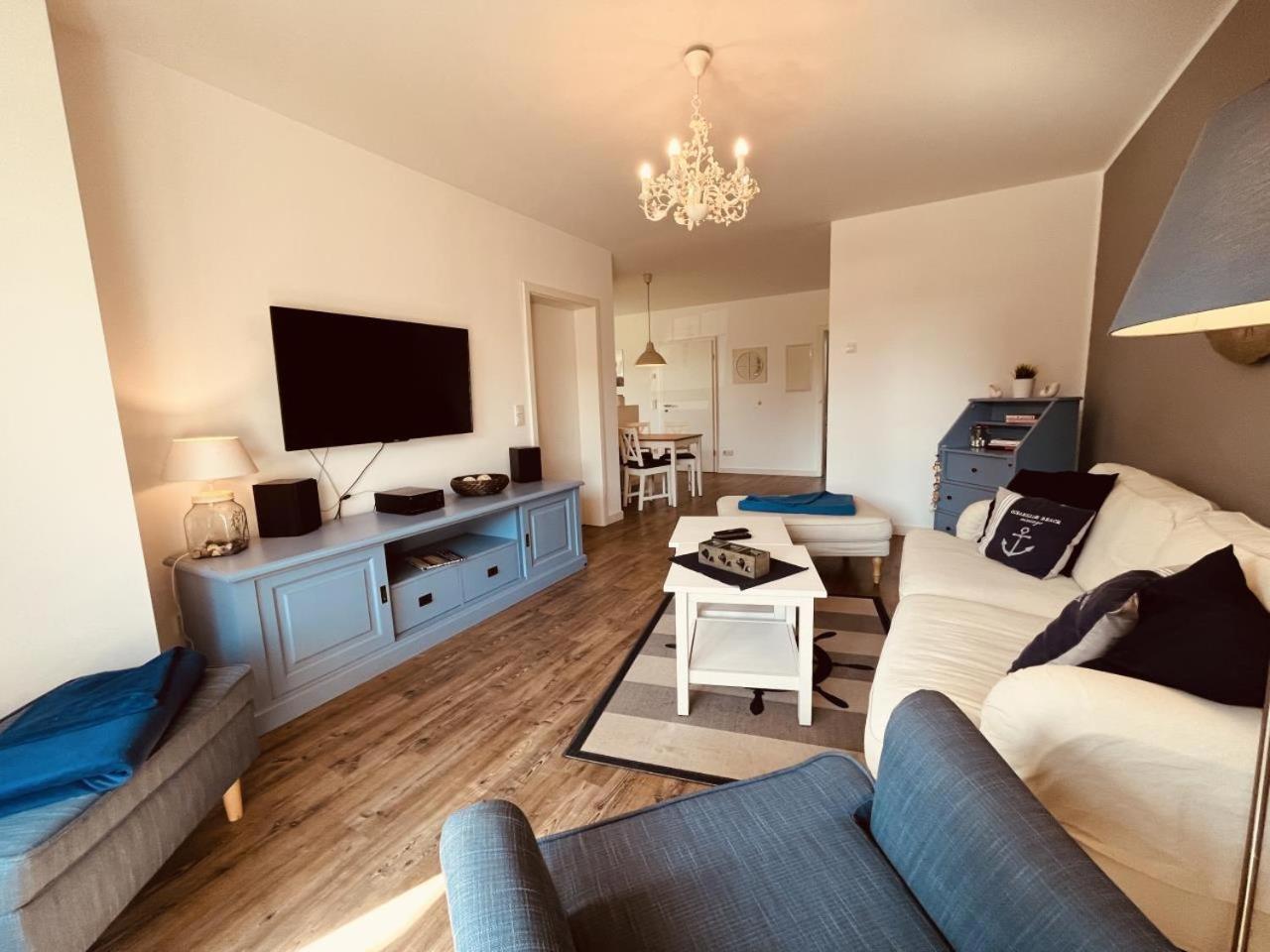 Ferienwohnung Blue In Born Esterno foto
