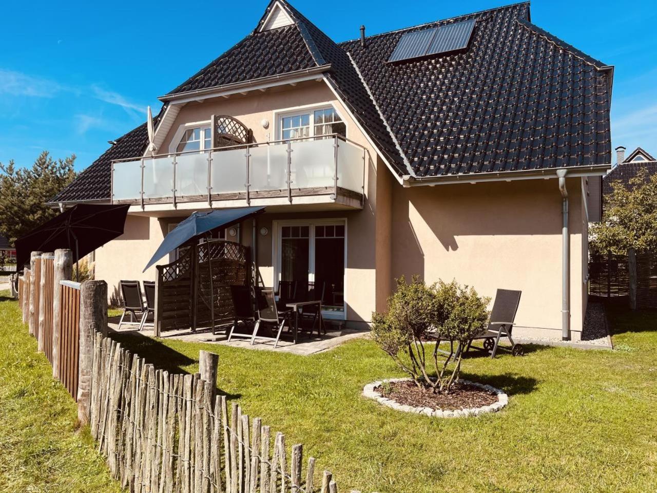 Ferienwohnung Blue In Born Esterno foto
